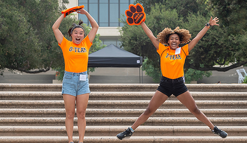O-Team students showing school spirit